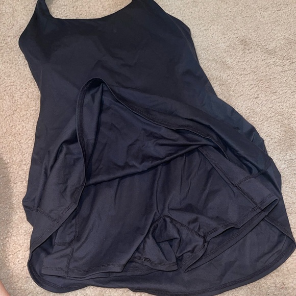 Black halter halara dress - Picture 4 of 4